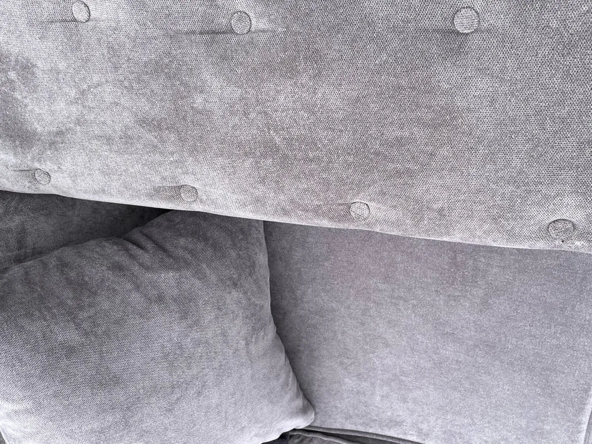 Verona L shaped  corner  sofa - Image 3