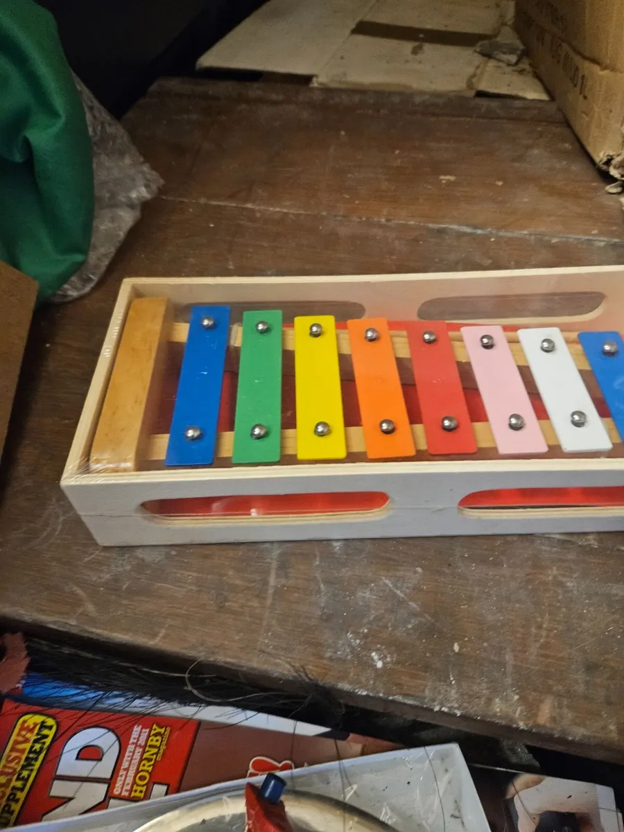 Childs Wooden Xylophone Sealed - Image 3