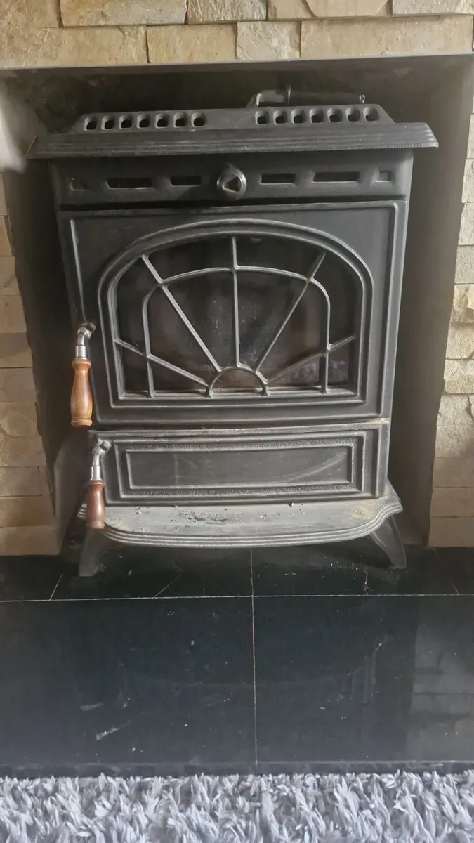 Back boiler stove - Image 1