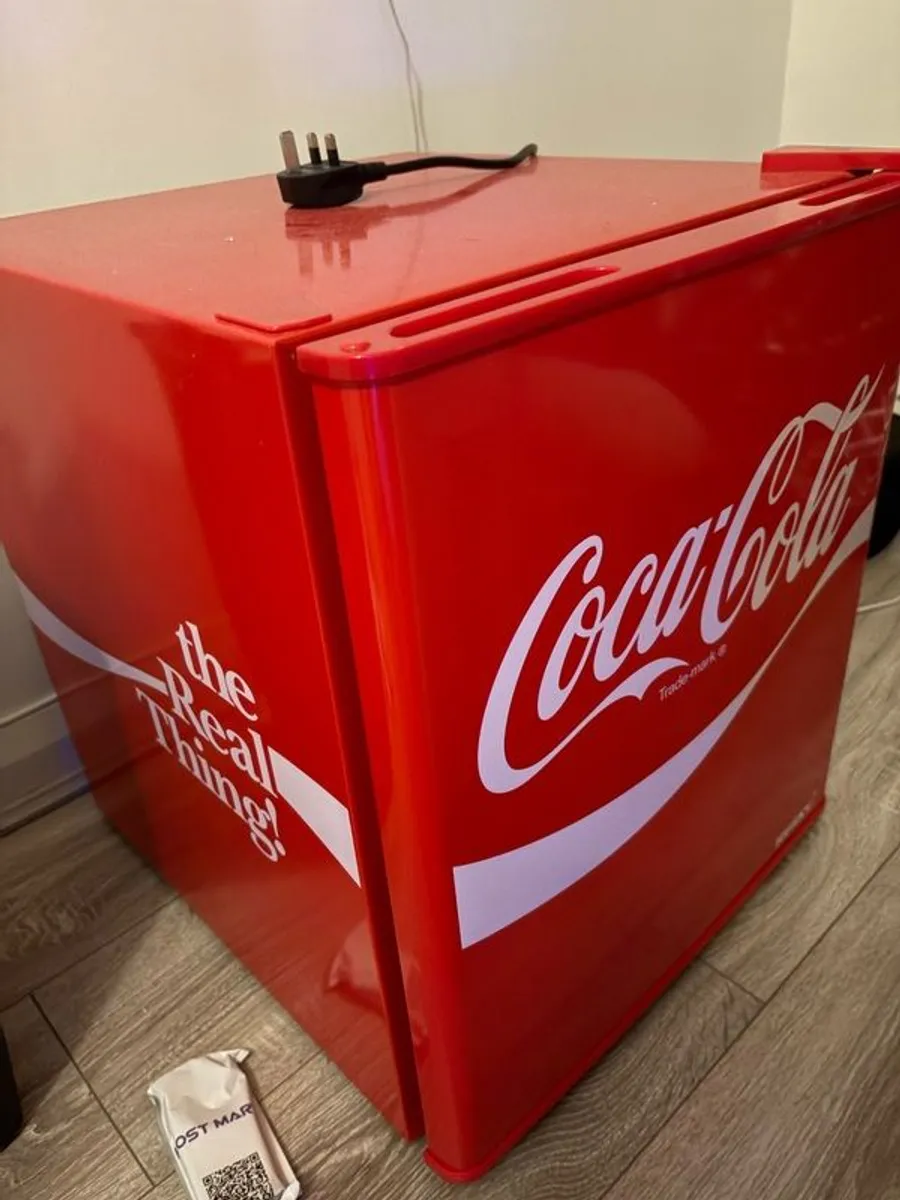 Coca Cola Fridge - Image 1