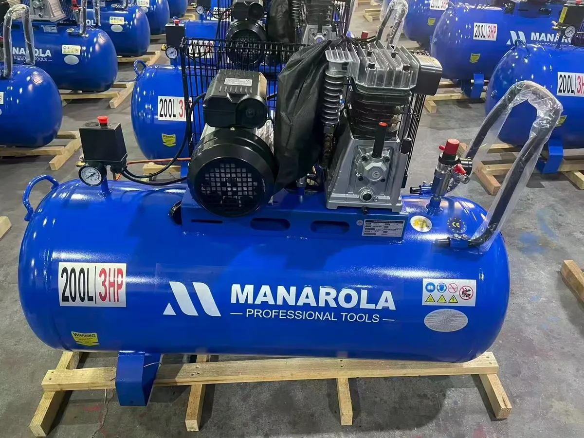 100 liter air compressor 230v