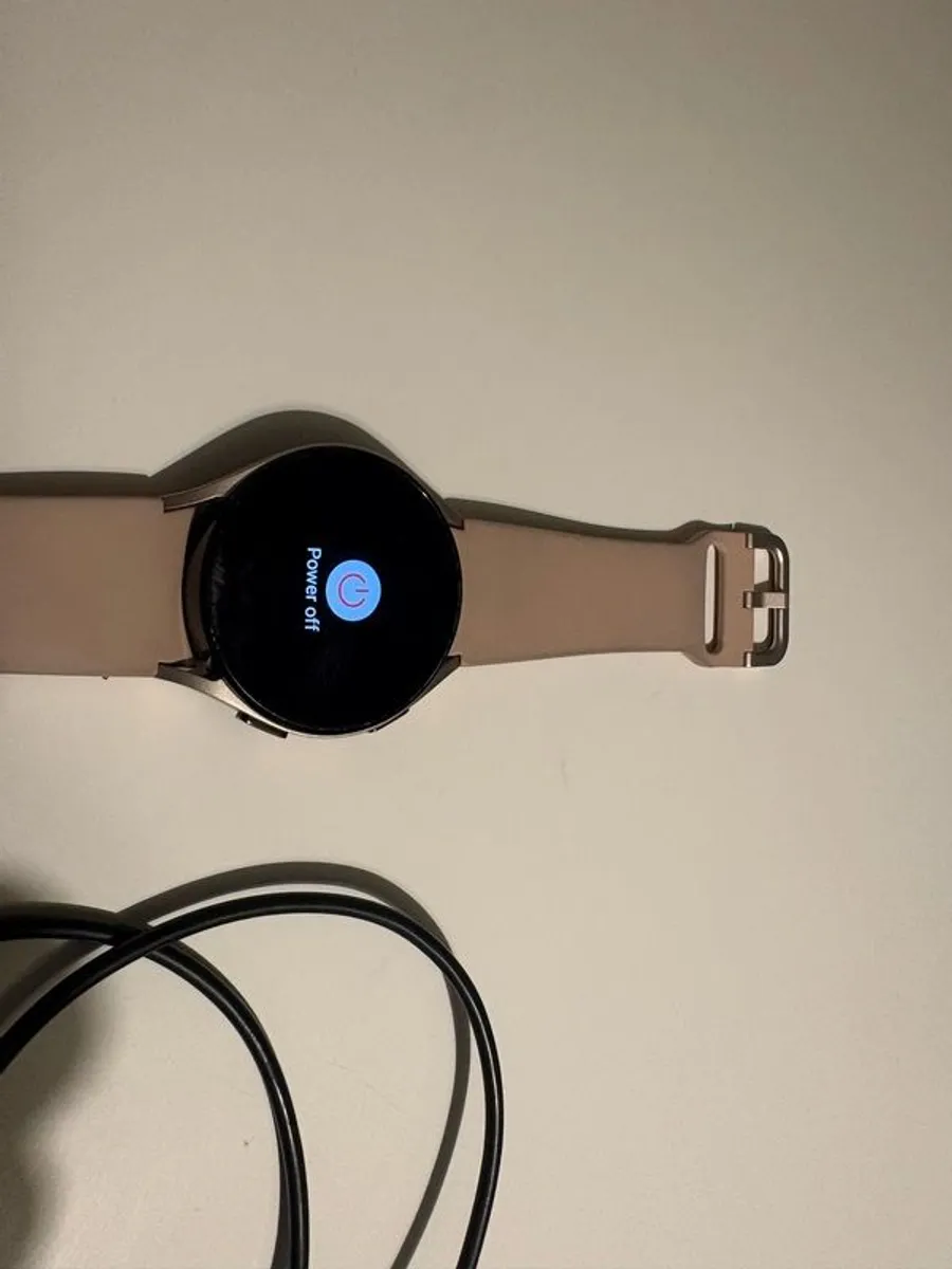 Galaxy watch - Image 3
