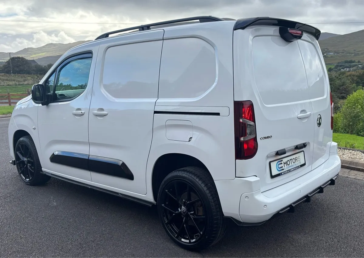 🔥 2024 Vauxhall Combo 1.5 Turbo D 130ps ✅ - Image 3