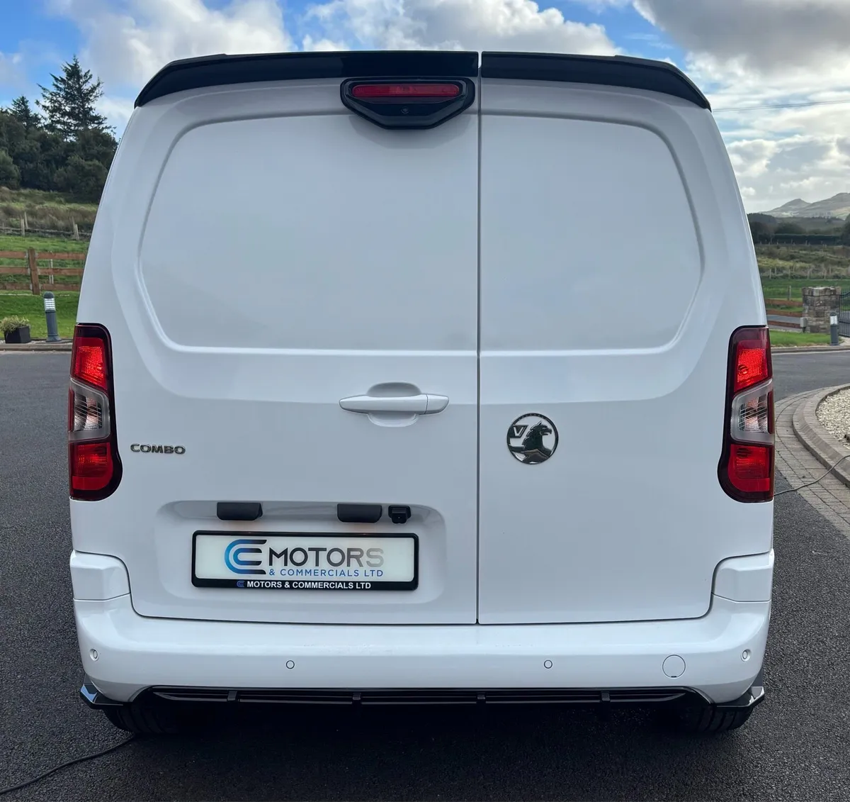 🔥 2024 Vauxhall Combo 1.5 Turbo D 130ps ✅ - Image 4