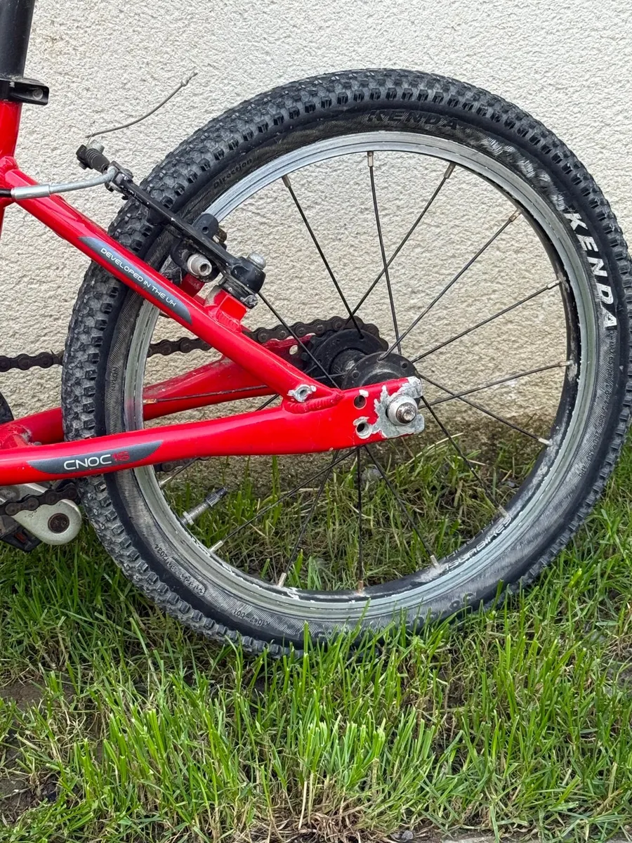 Child’s Bike (Isla bike cnoc 16) - Image 2