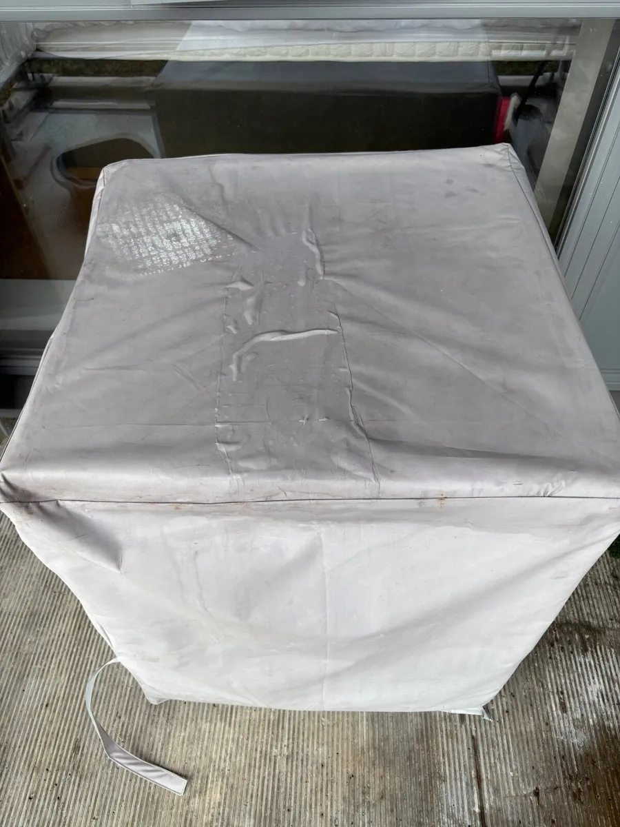 Outdoor Table - Image 3