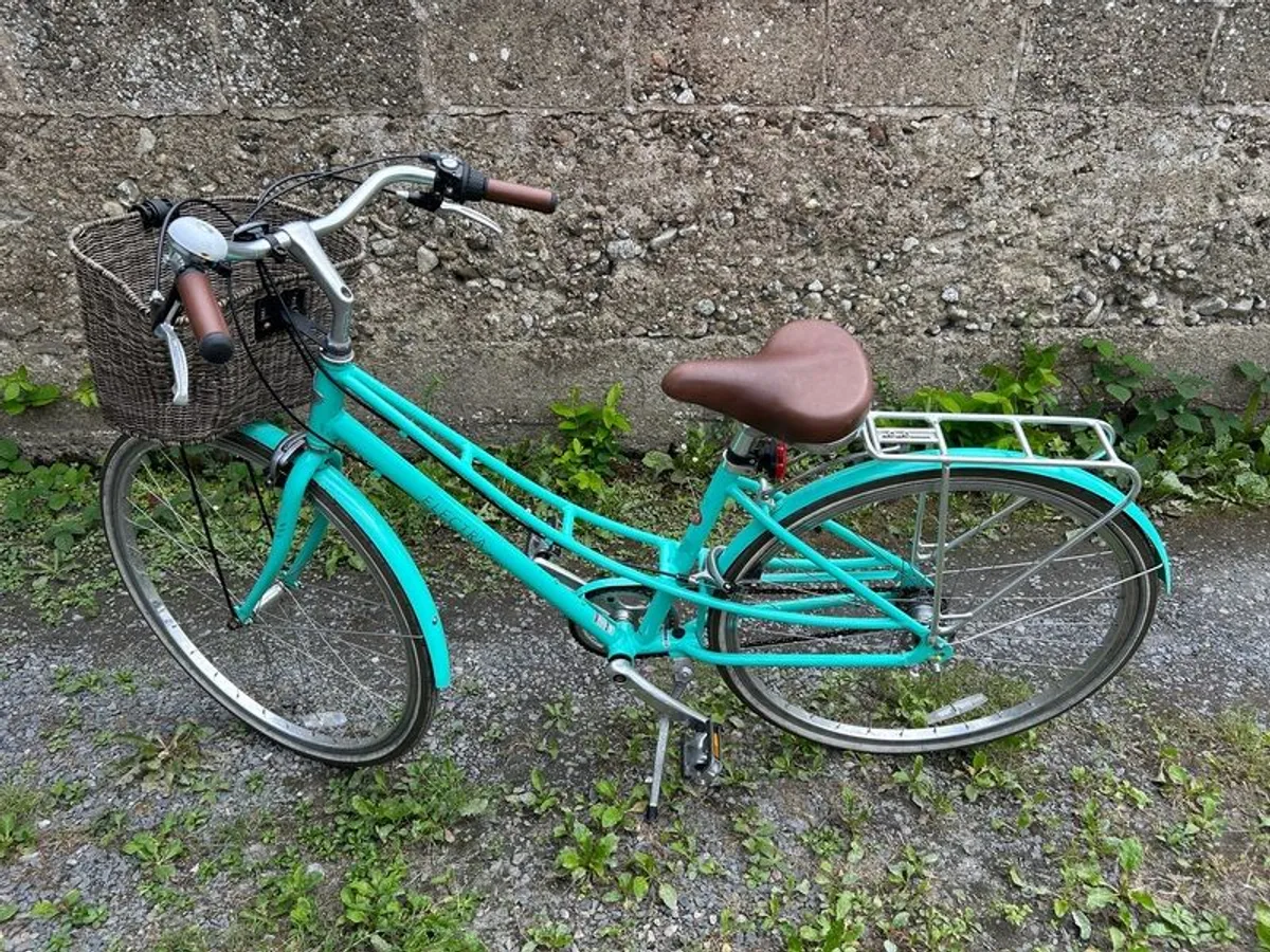 Electra ladies bike. - Image 2