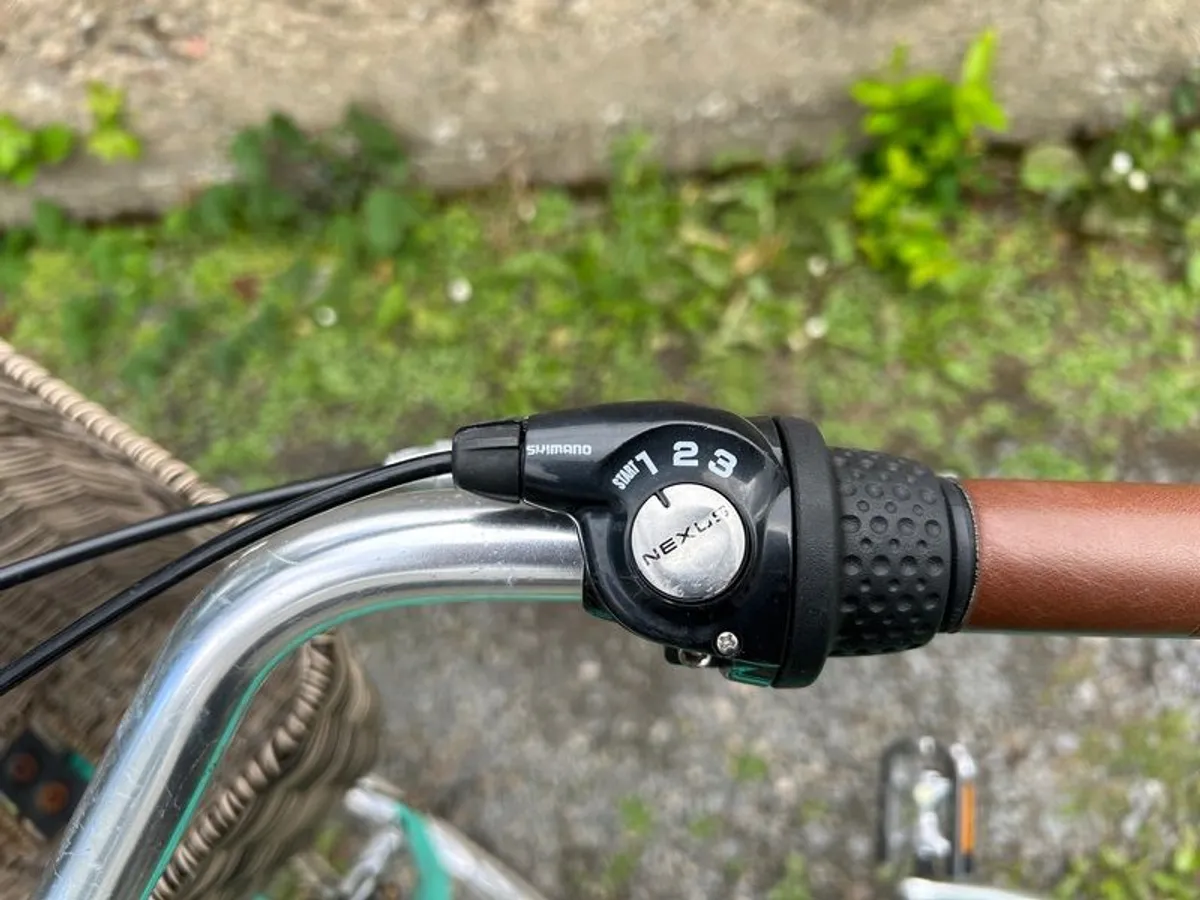 Electra ladies bike. - Image 4