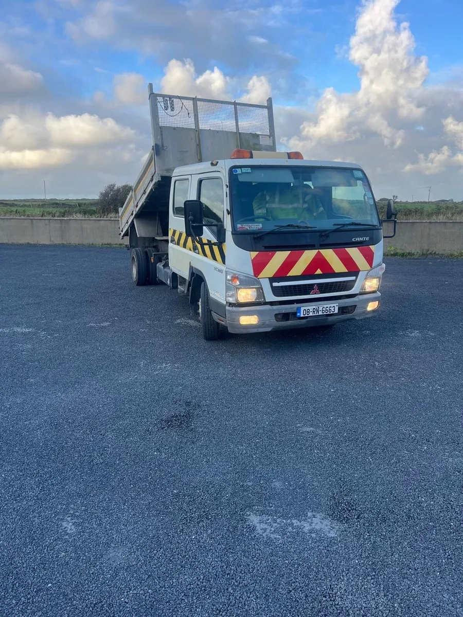 Mitsubishi Canter Crew Cab - Image 3