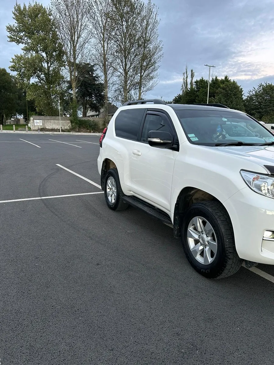 TOYOTA LANDCRUISER - Image 2