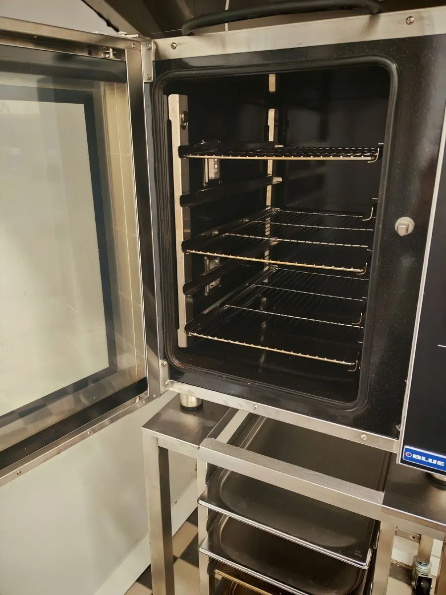Convection oven - Image 2