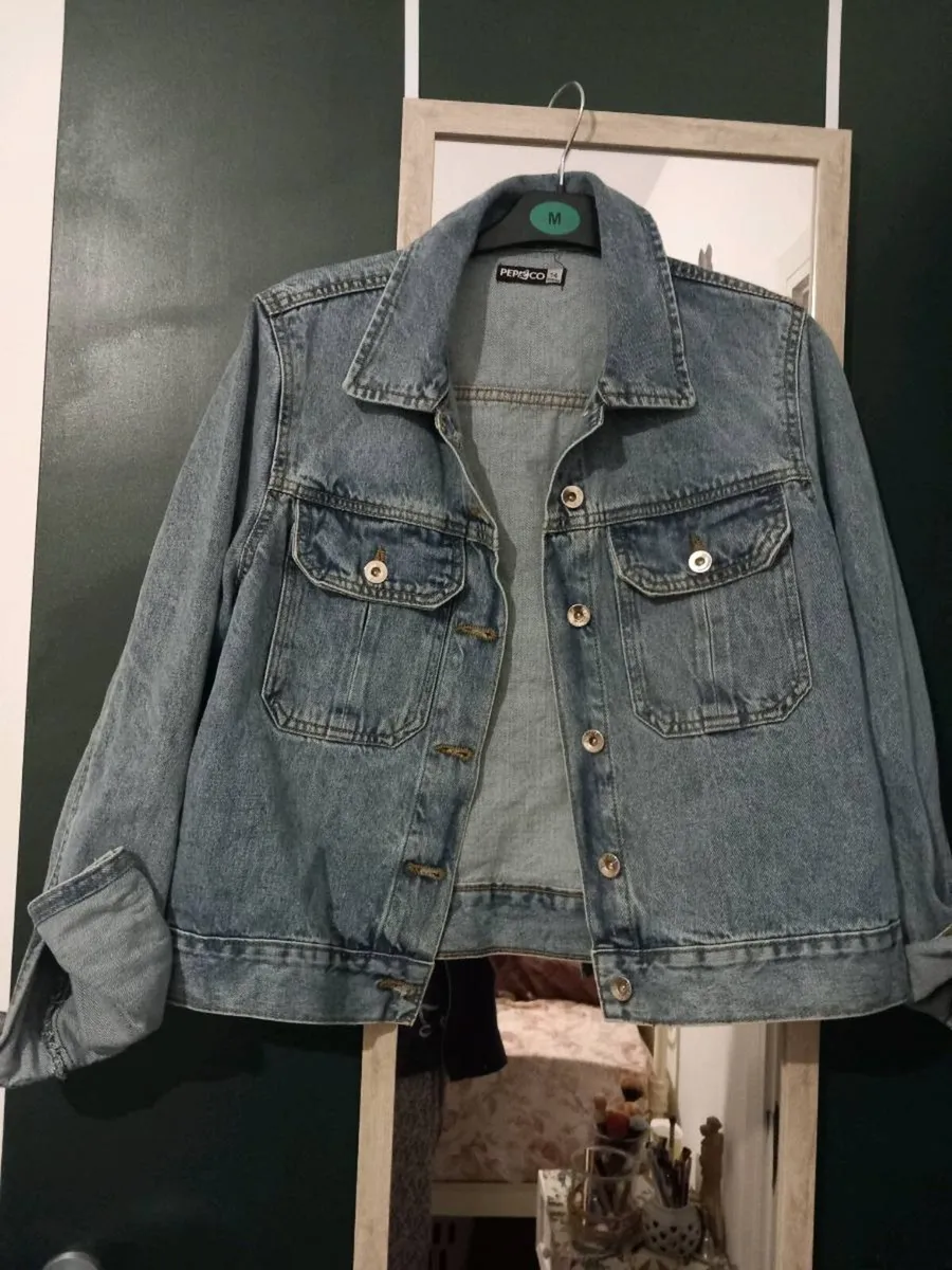 Clothes - Image 3