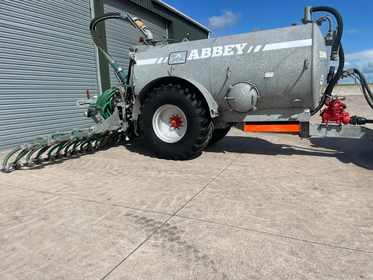Abbey 2500R premium plus tanker - Image 3