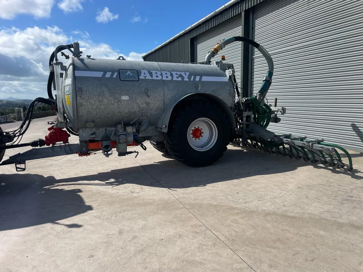 Abbey 2500R premium plus tanker - Image 4