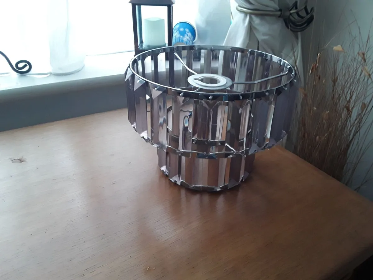 Lovely glass pendant shade - Image 1