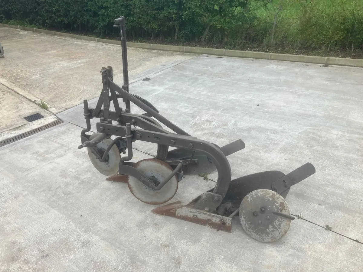 Ford Ferguson Plough - Image 1