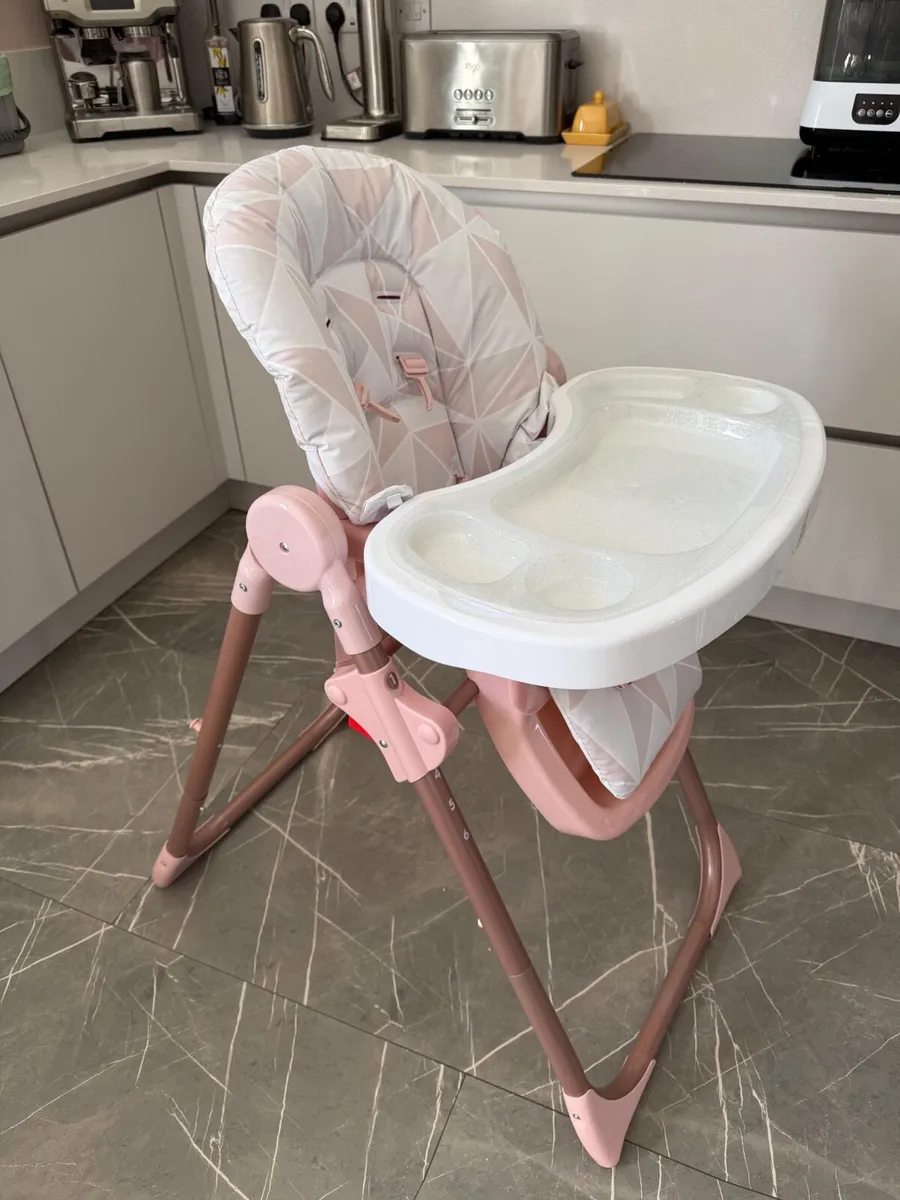Highchair - Image 1