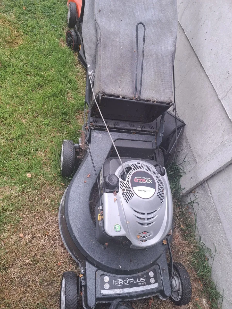 Lawnmowers - Image 2