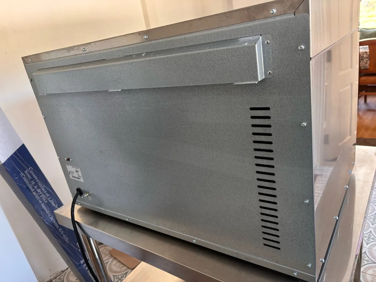 Buffalo 100l Commercial Convection Oven - Image 4