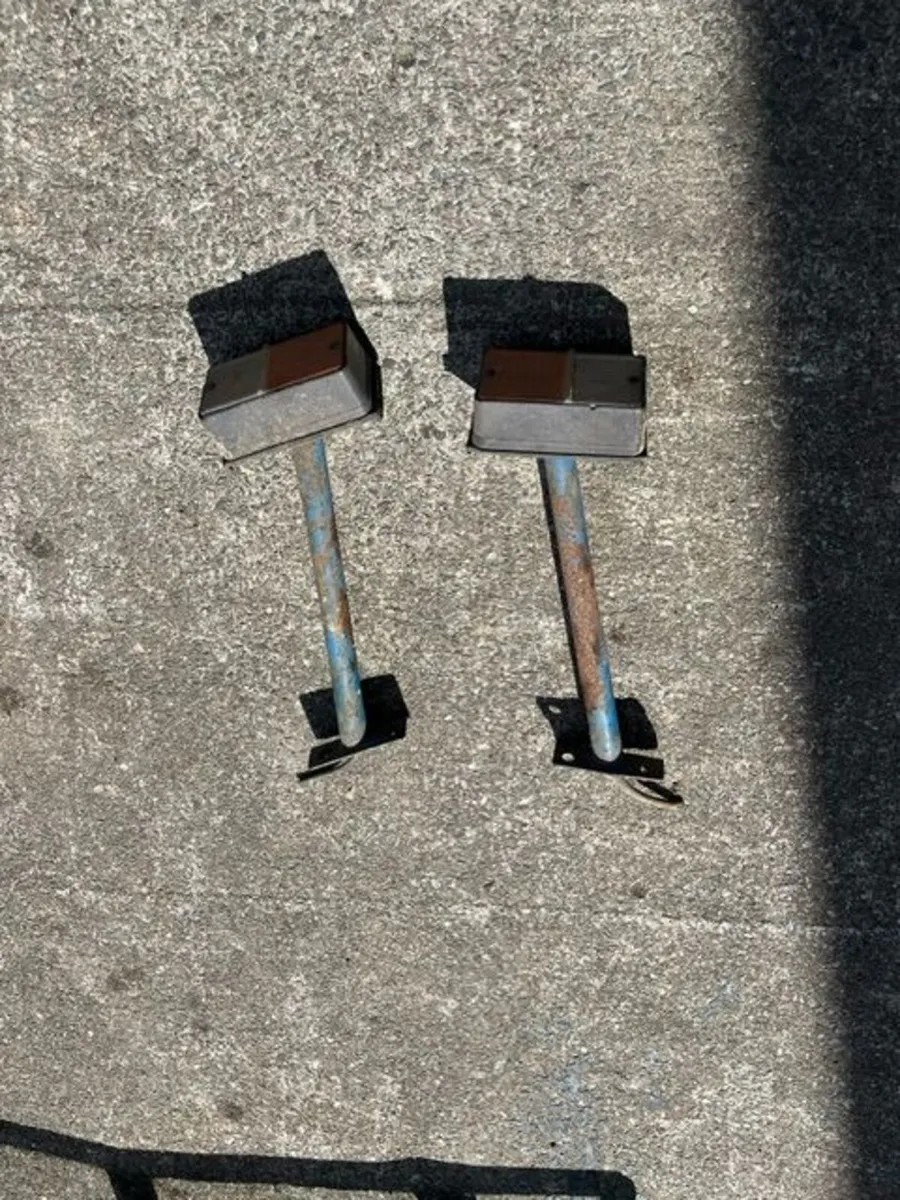 Weight Carrier, Q Cab Light, MFTool Box - Image 1