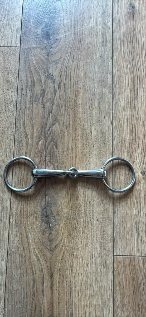 Horse Stuff - Image 1