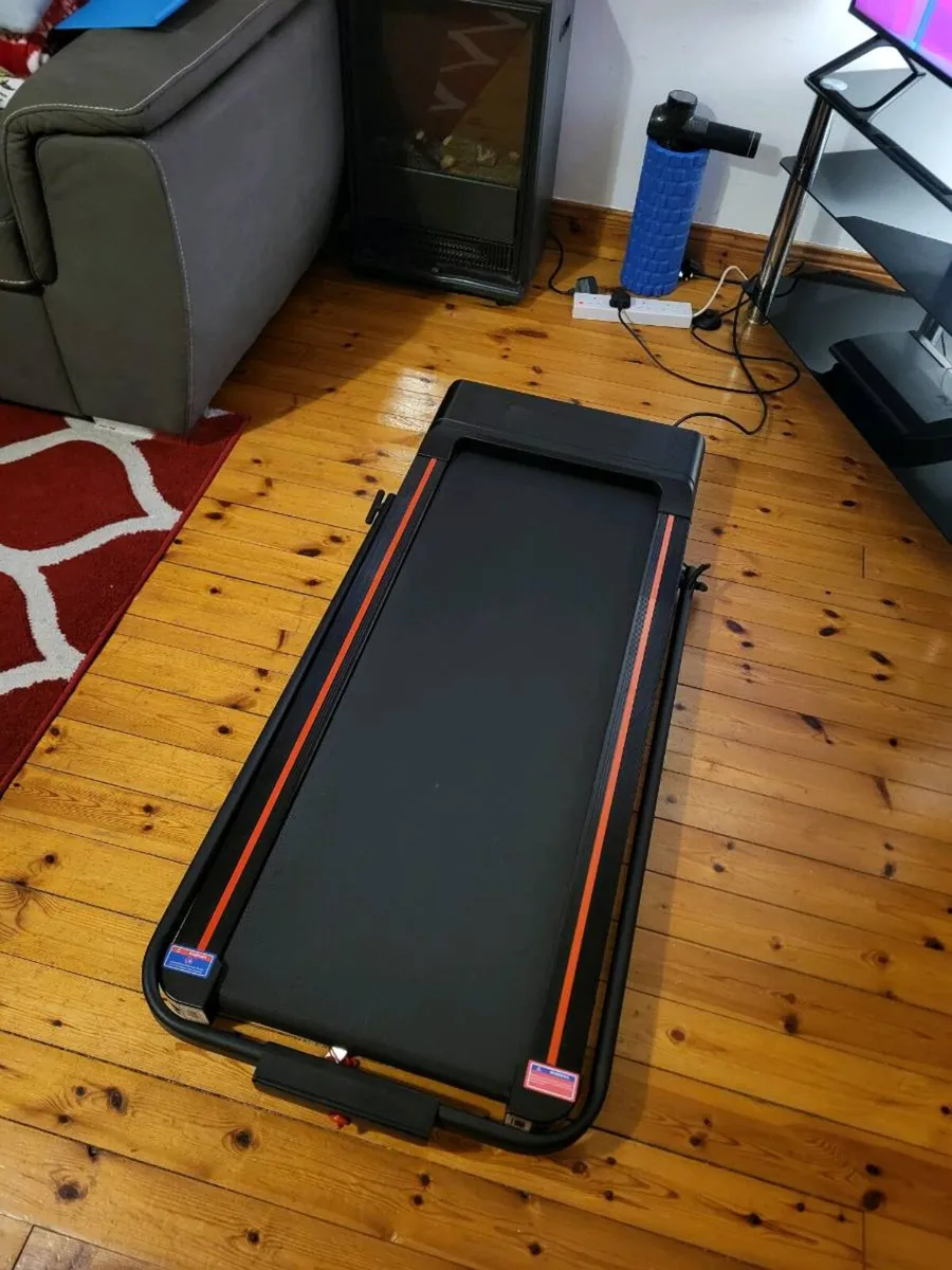 Walking Pad / Treadmill - Like New. - Image 4