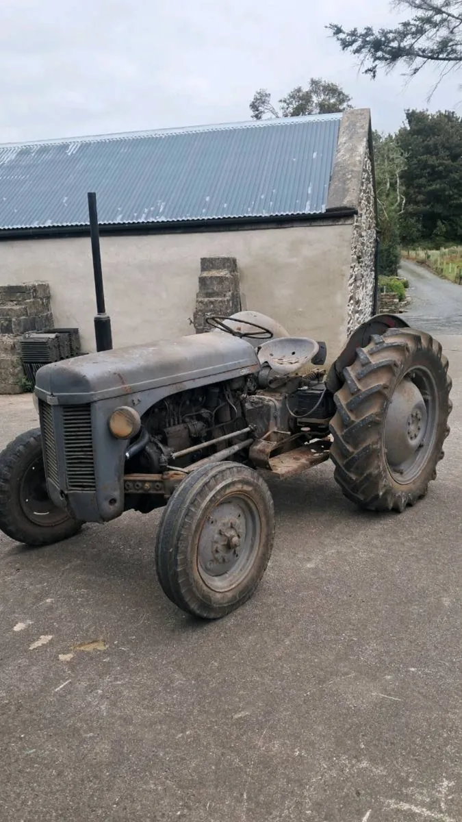 Ferguson t20 - Image 1
