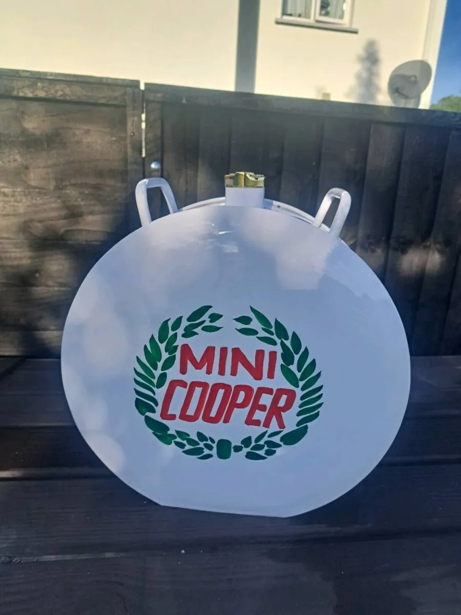 Mini cooper oil can - Image 1