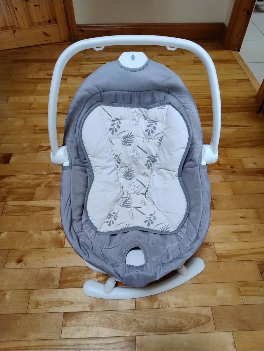 Joie Infant and Baby Rocker - Image 3