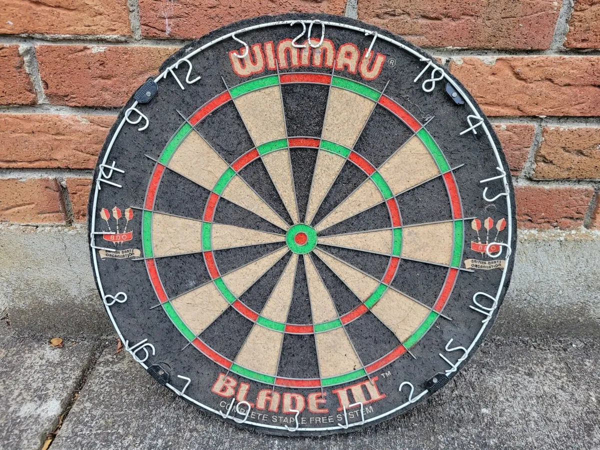 Winmau Dartboard Blade 3 - Image 1
