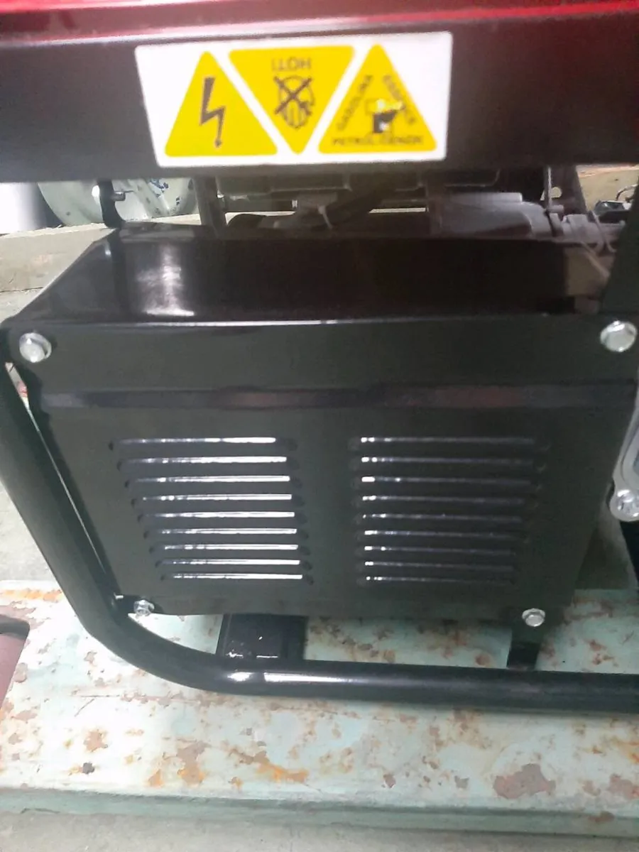 Honda 6.5 KVA Generator new - Image 4