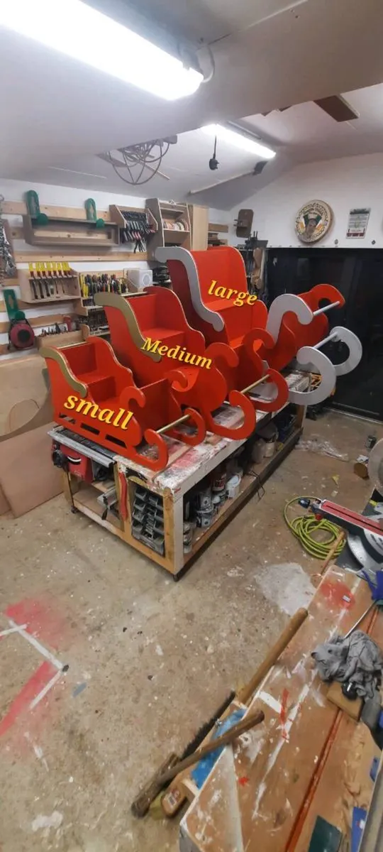 Commercial Santa Sleighs - Image 1