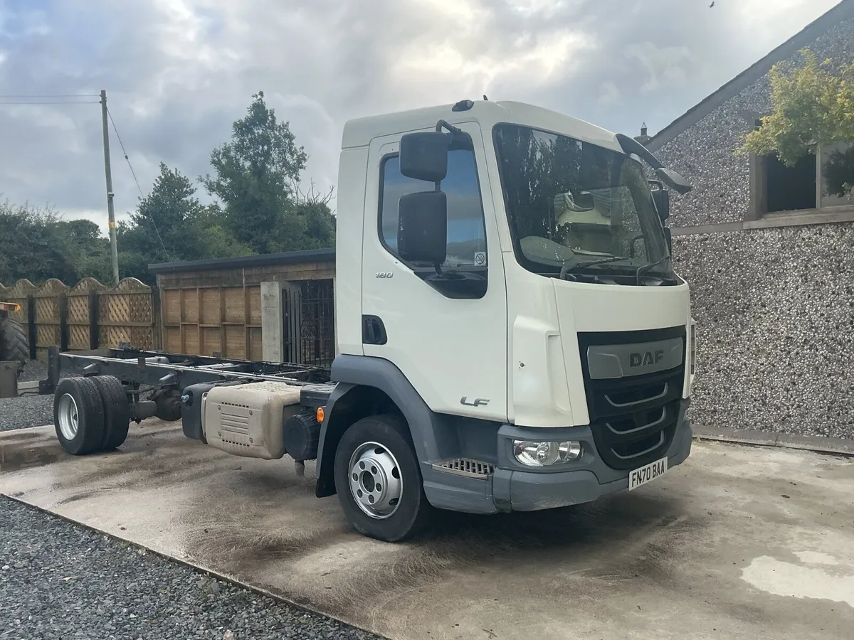 2020 Daf lf - Image 3