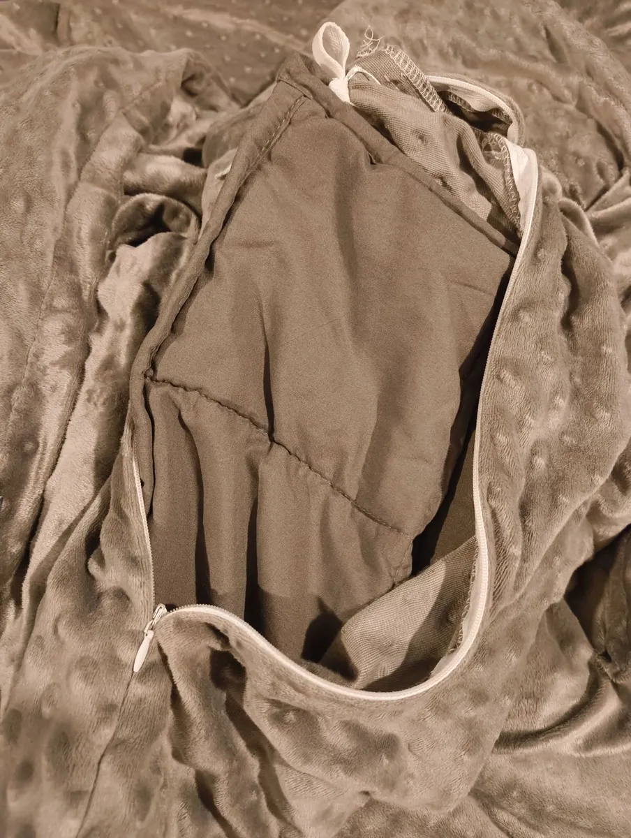Weighted blanket 6.8kg - Image 4