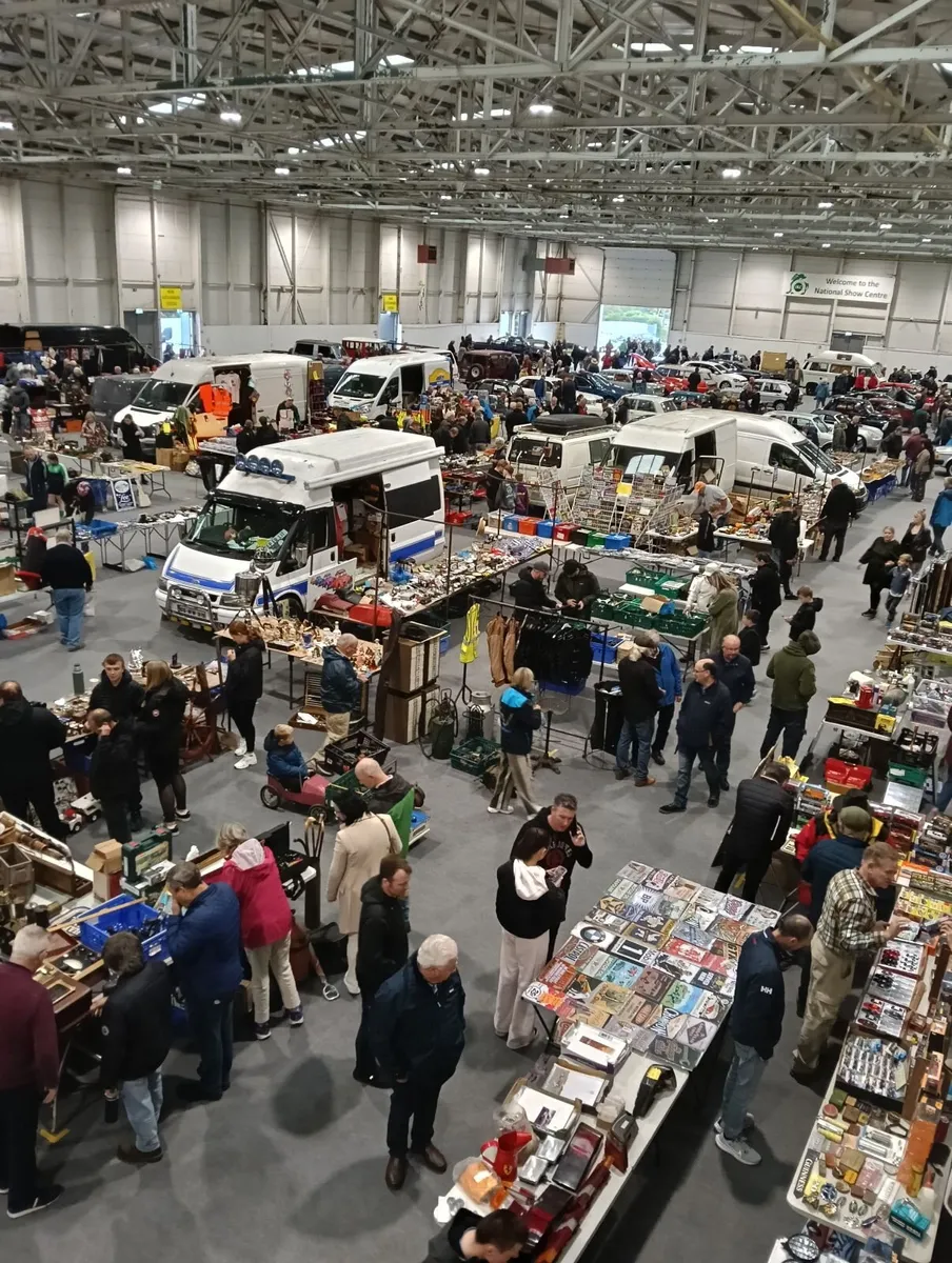 CLASSIC CAR SHOW+AUTOJUMBLE,SWORDS - Image 1
