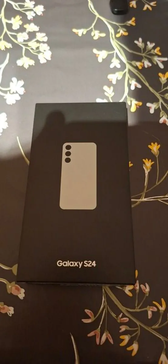 Galaxy s24 - Image 1