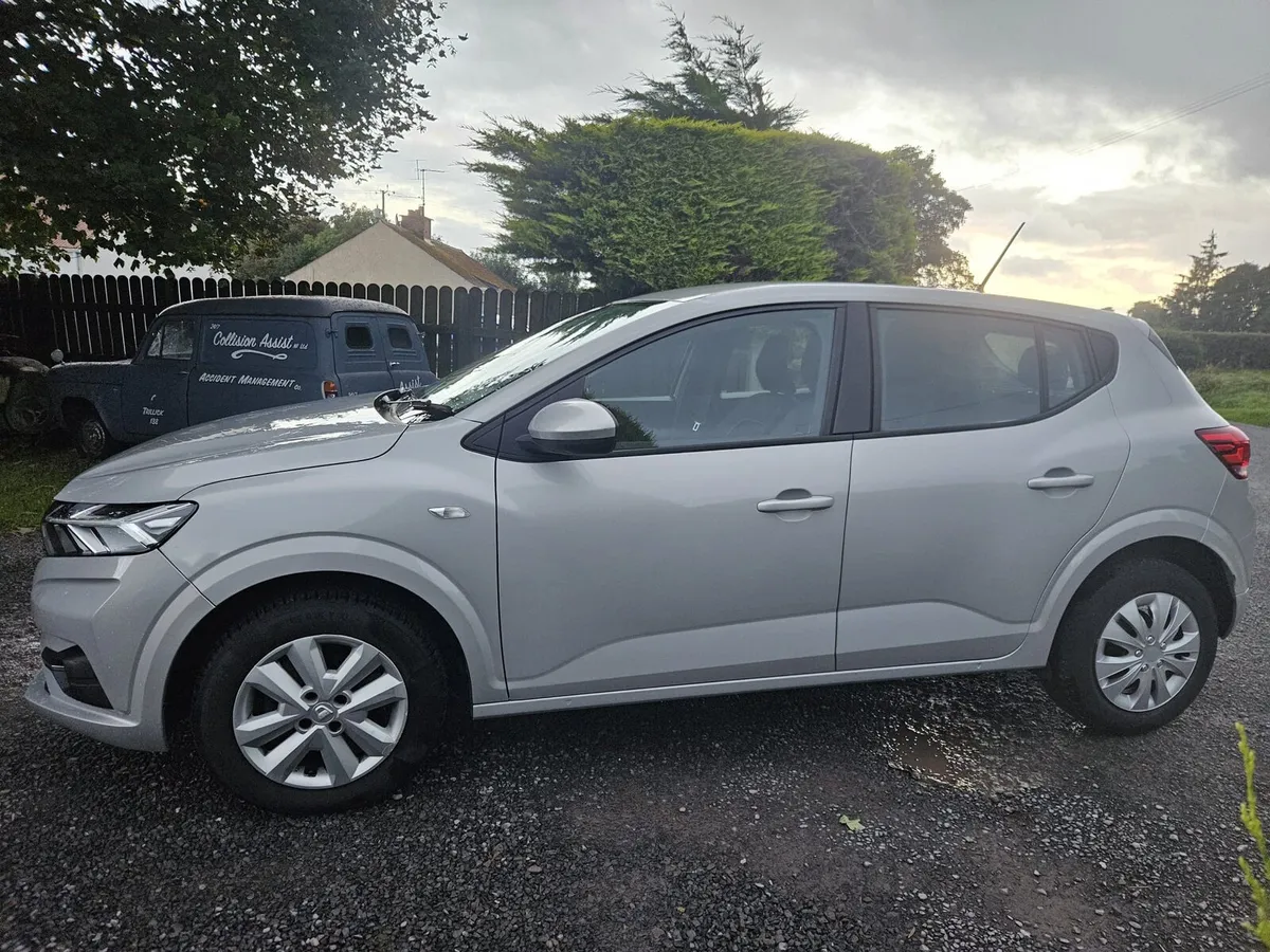 2022 Dacia Sandero - Image 4