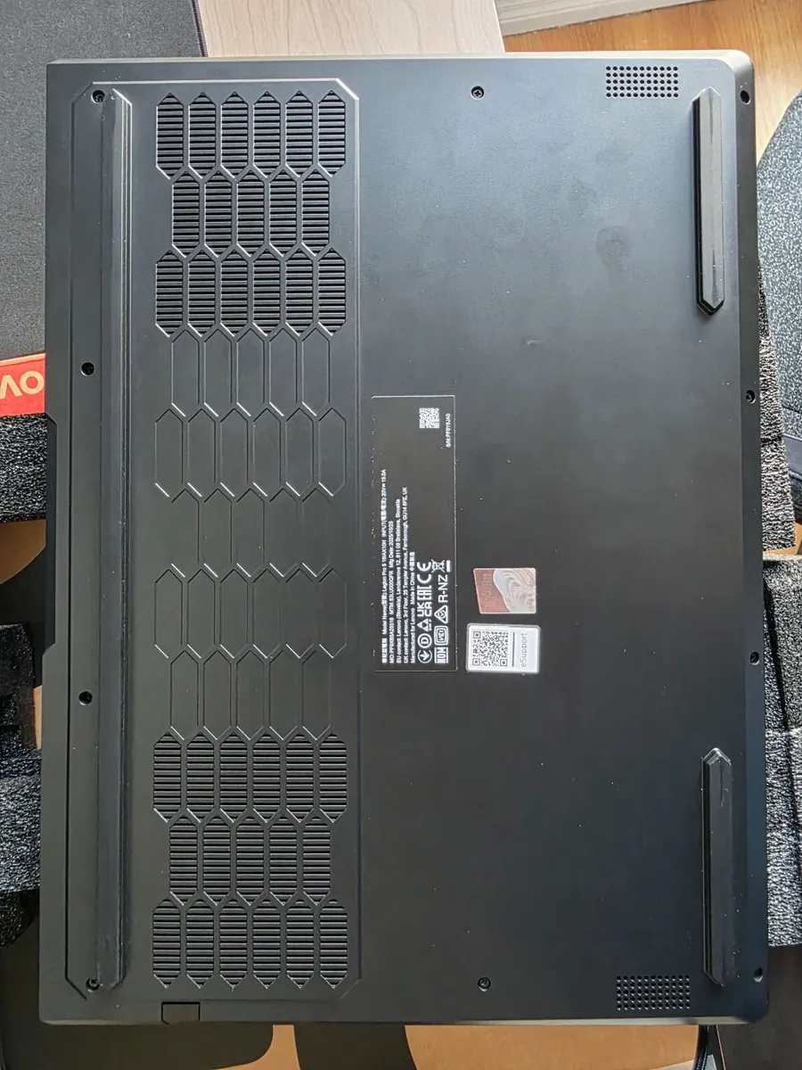 Legion Pro 5 16 – Ultra 9 275HX, RTX 5070 Ti, 32GB - Image 4