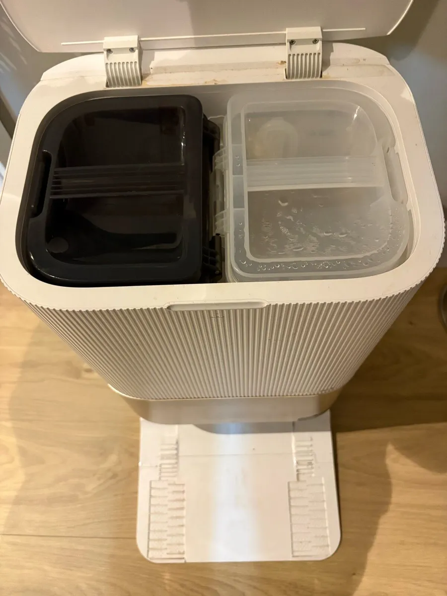Dreame x40 Base station - Image 2