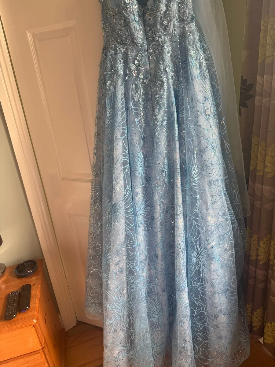 Debs dress - Image 2