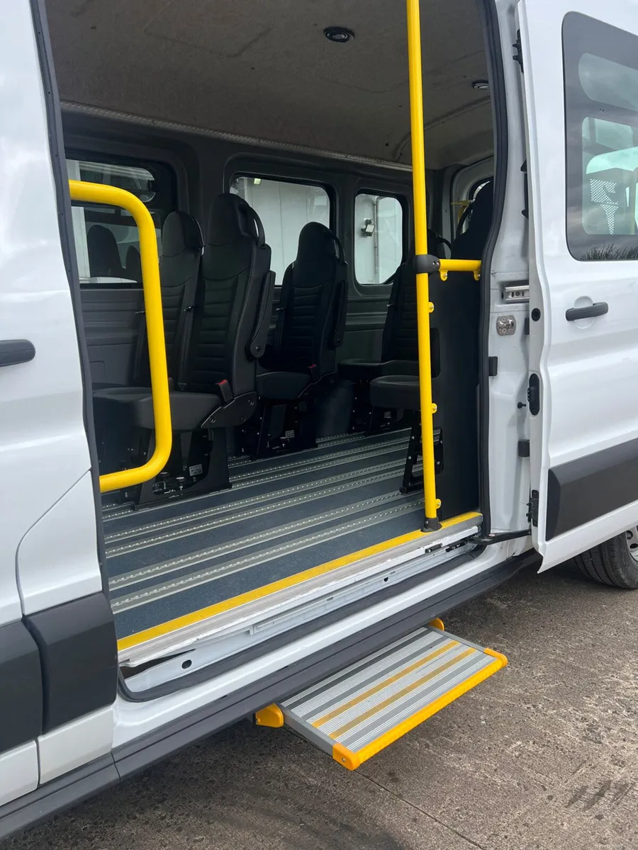 2026 9 Seat Ford Transit Minibus - Image 3