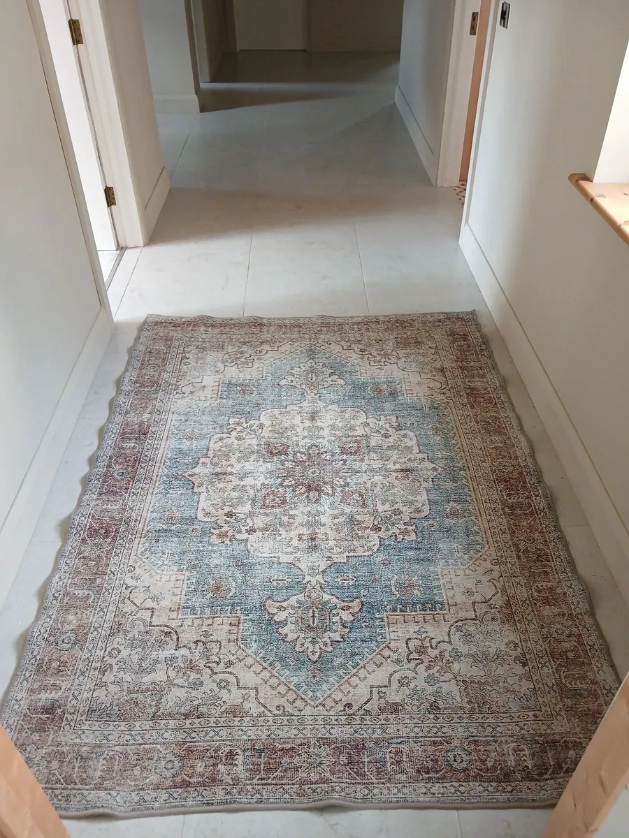 Kukoon 'Caoimhe collection' blue heritage rug - Image 4
