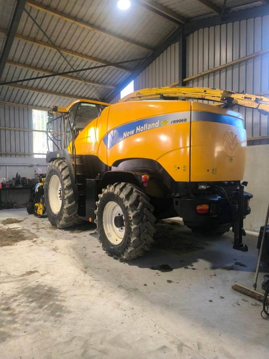 New Holland Fr9060 - Image 1