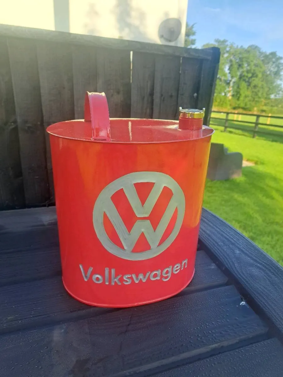 Volkswagen  oil can - Image 1