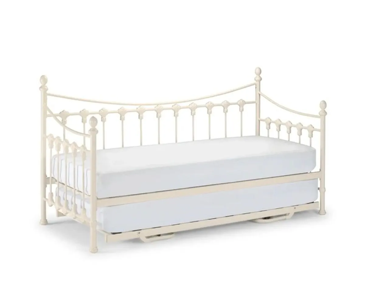 Versailles Daybed with Underbed - Image 1