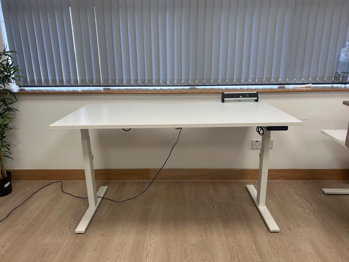 Electric Height Adjustable Office Table - Image 2