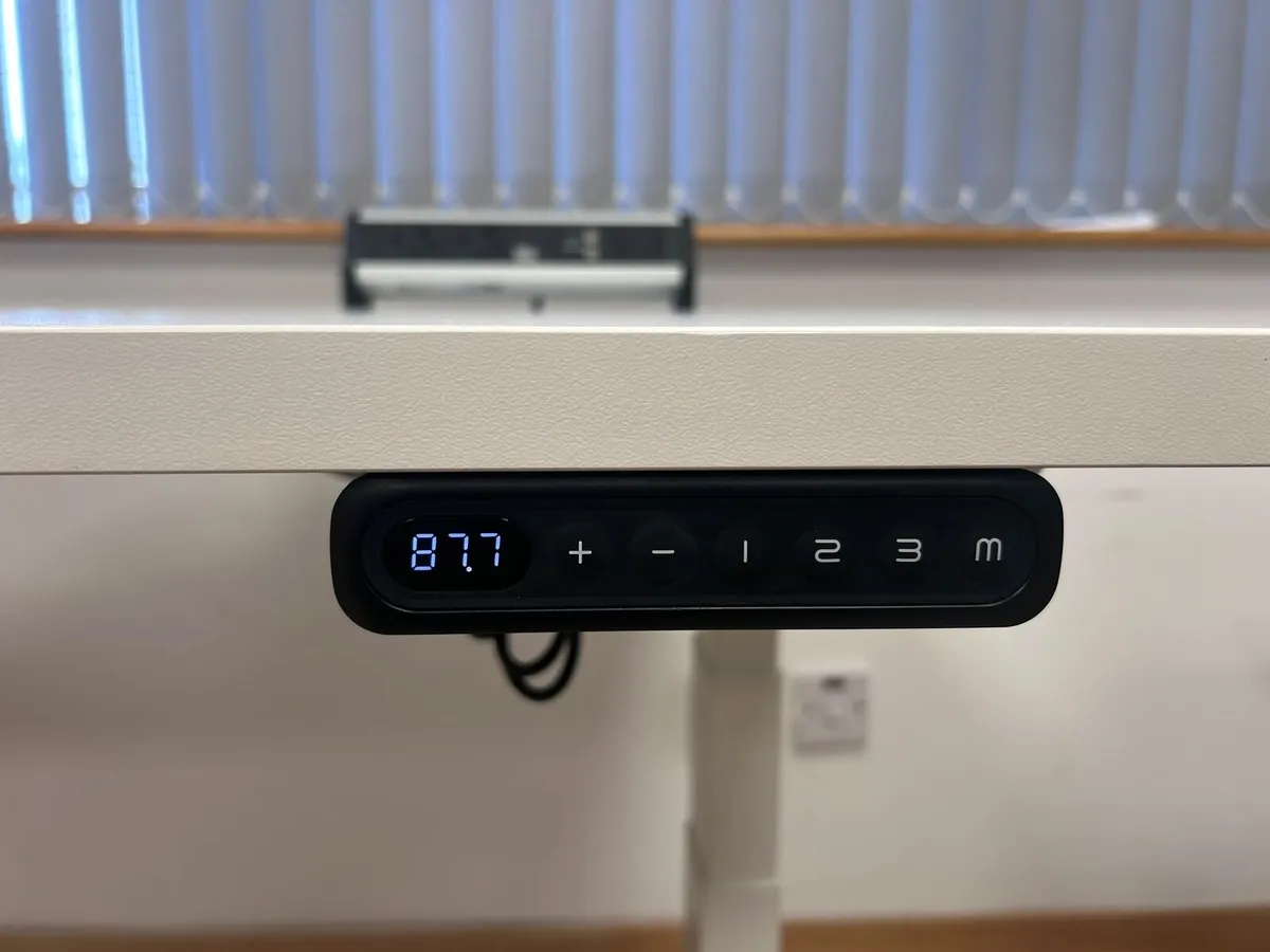 Electric Height Adjustable Office Table - Image 4