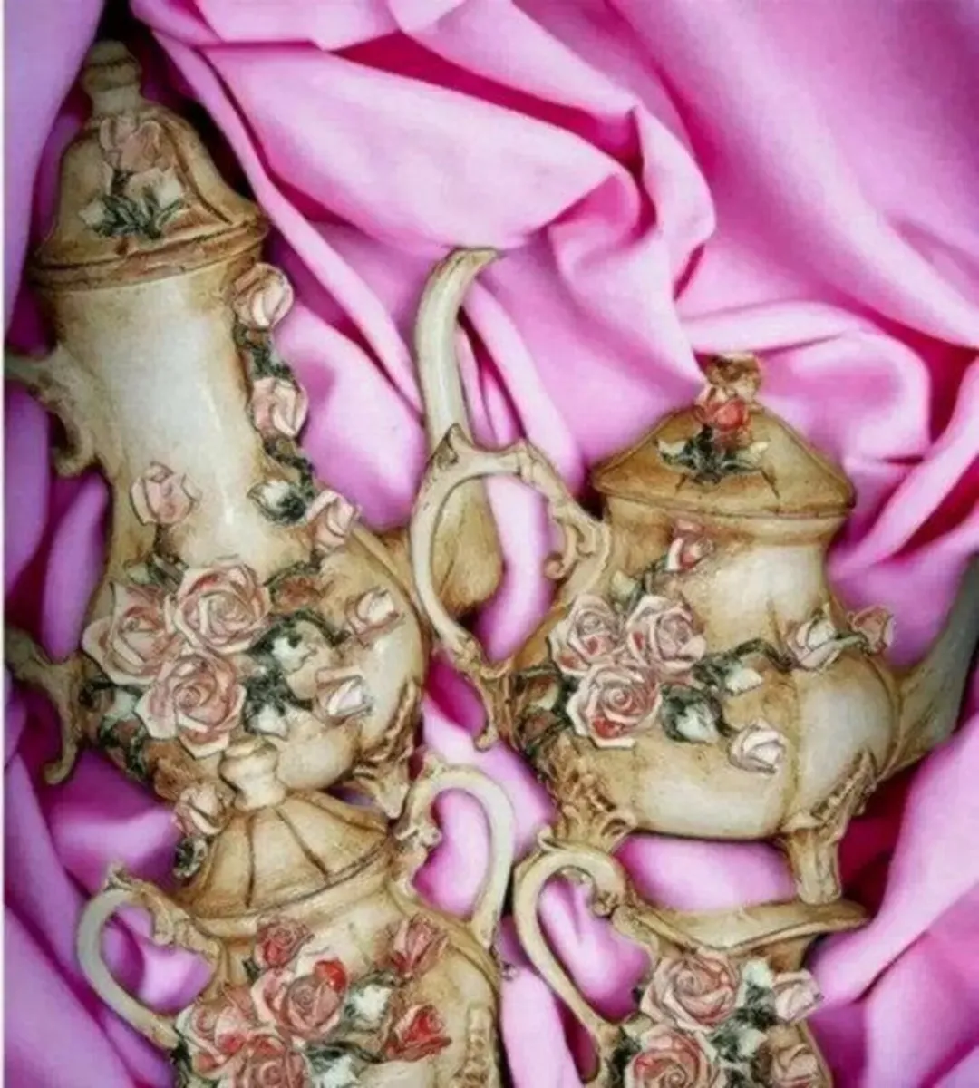 Authentic Vintage Capodimonte 4-Piece Set - Image 1