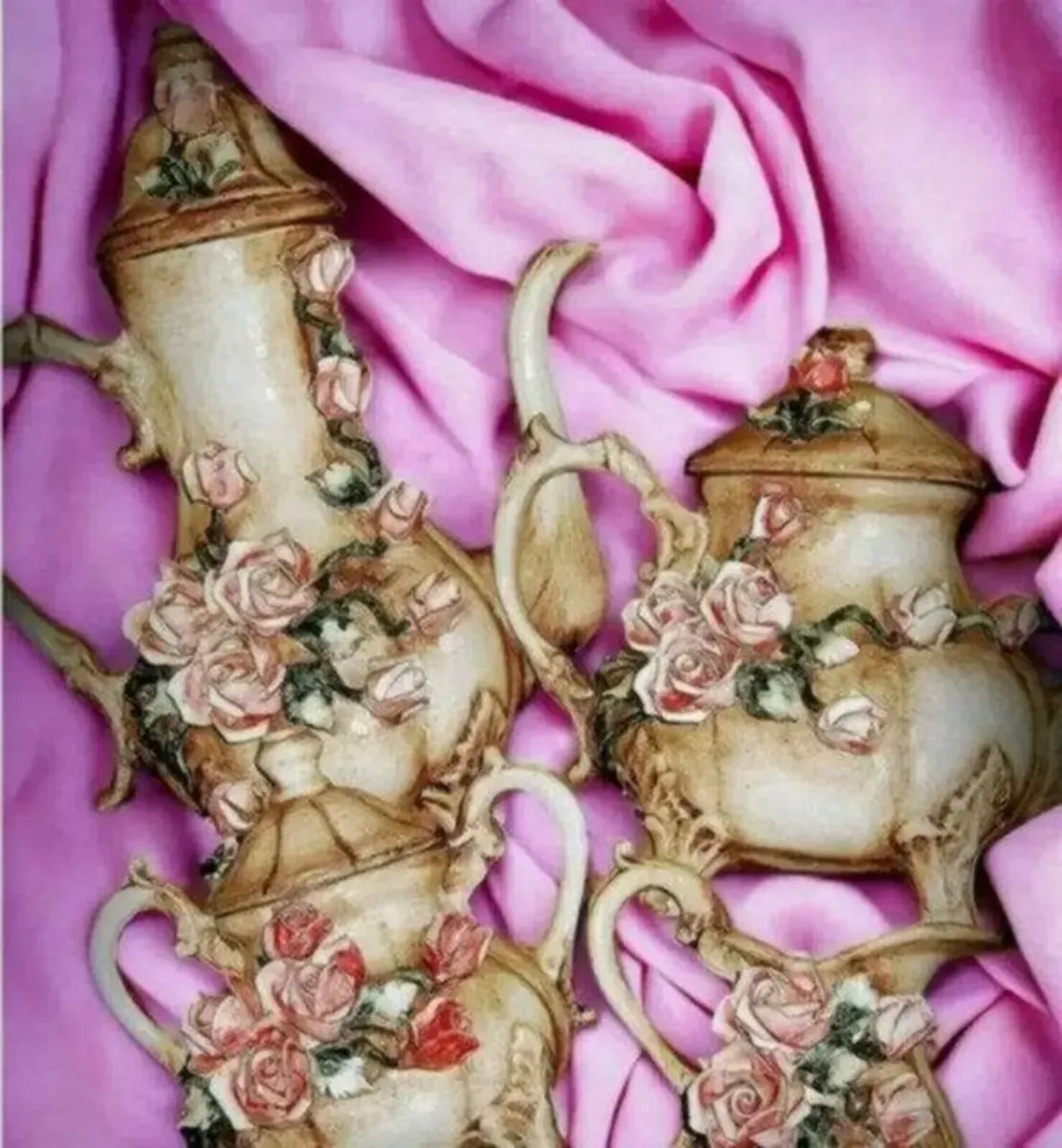 Authentic Vintage Capodimonte 4-Piece Set - Image 3