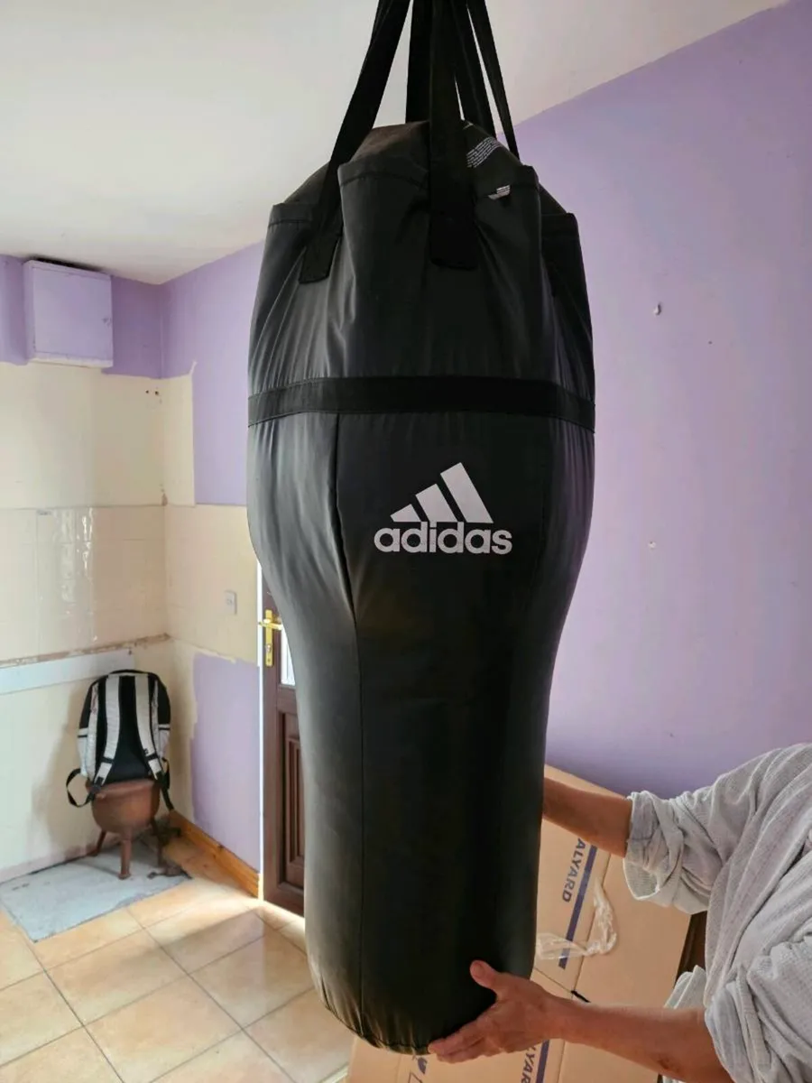 Adidas punching bag - Image 1